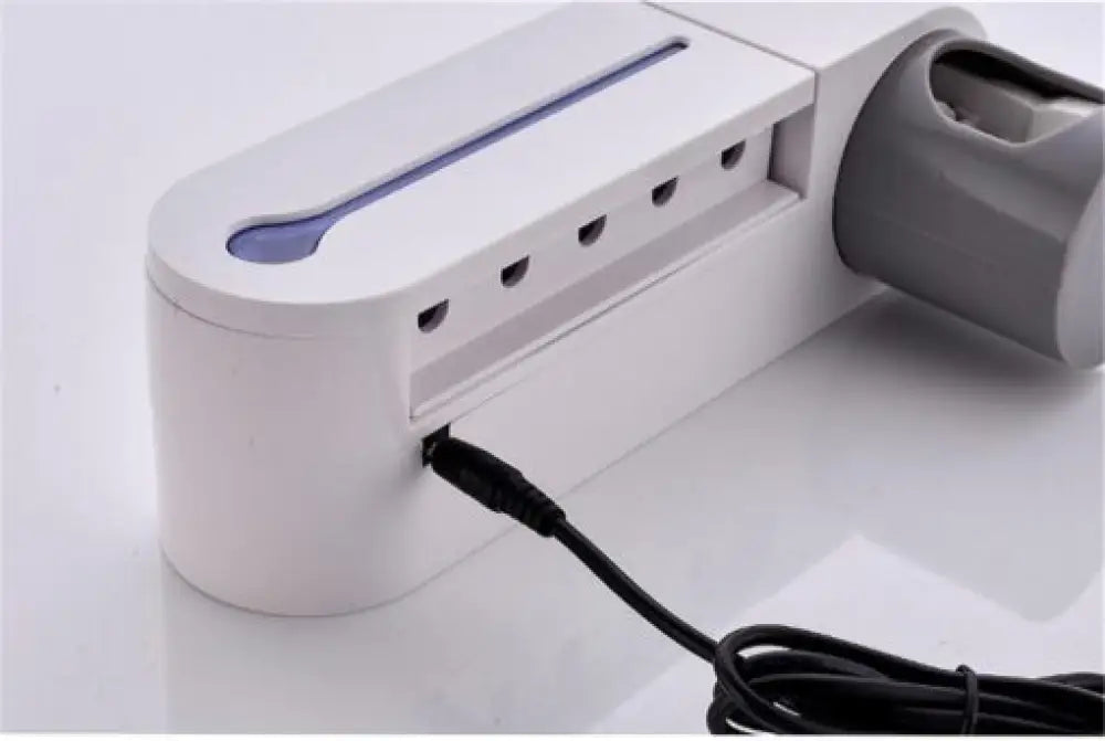 Toothbrush Sanitizer Holder and UV Disinfection