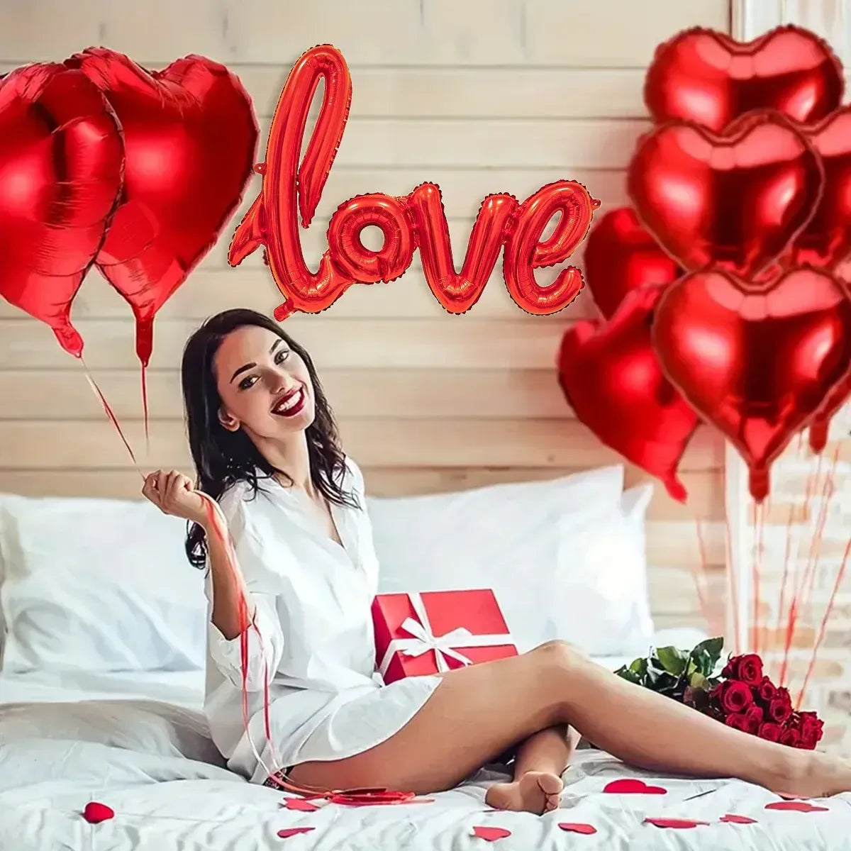 407pcs Love Balloon & Rose Petal Set Valentine's Anniversary Decoration - 