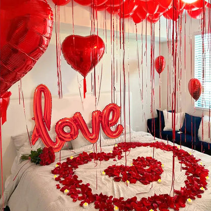 407pcs Love Balloon & Rose Petal Set Valentine's Anniversary Decoration - 