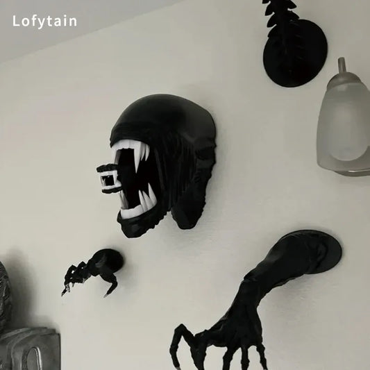 Alien Xenomorph Wall Sculpture – Sci-Fi Monster Breakthrough Wall Decor - 