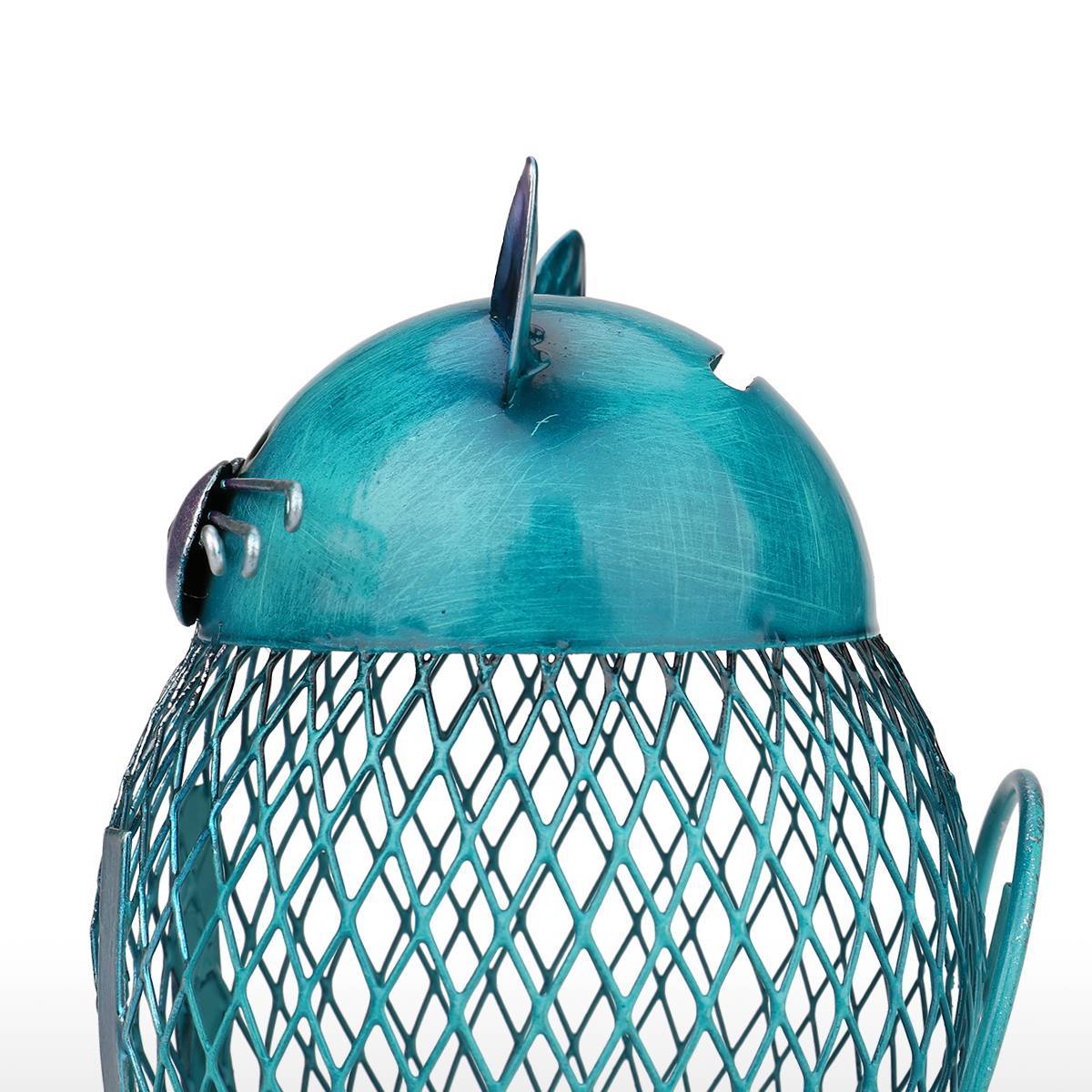 Cat-shaped piggy bank