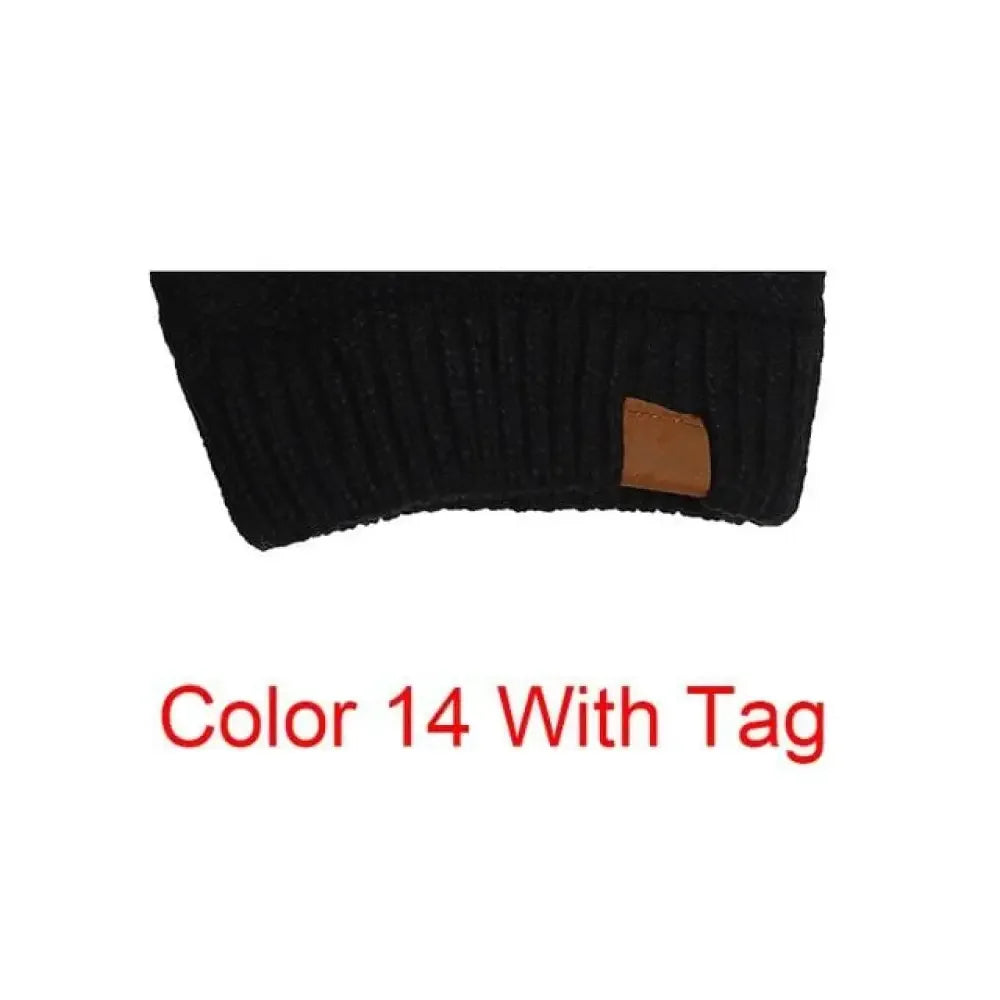 Hightail Beanie Ponytail Cap - Black / Have Tag