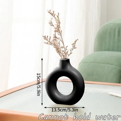 Minimalist Single-Stem Decor