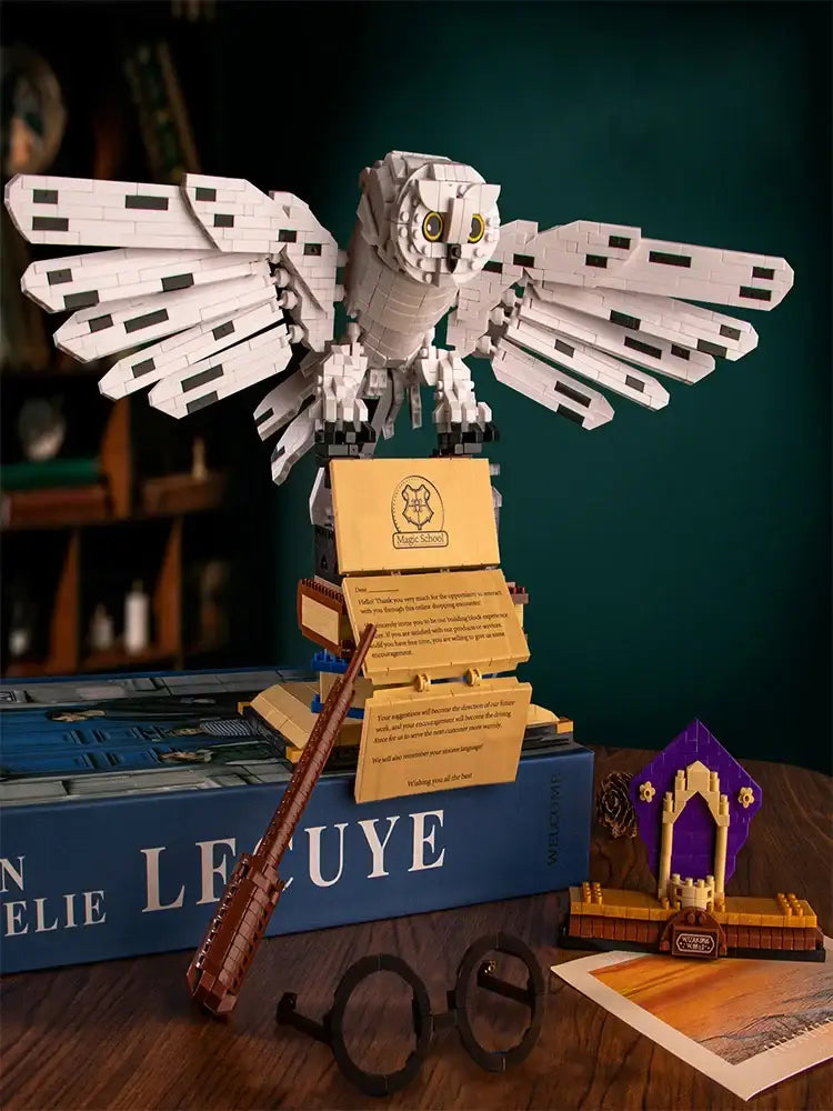 Owl Doctor Magic Book Building Blocks Animal Bird Model Bricks with Lights