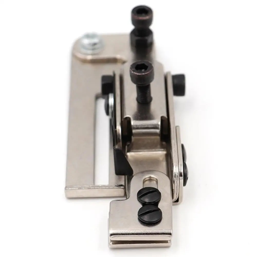 Stitch Master Line Positioning Zipper Foot