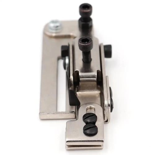 Stitch Master Line Positioning Zipper Foot