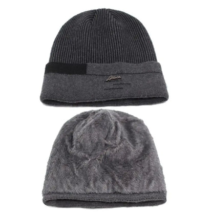 Knitted Beanie & Scarf Set – Fleece-Lined Winter Accessories