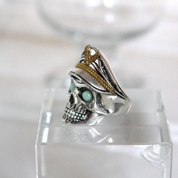 Glowing Skull Ring - Image 6
