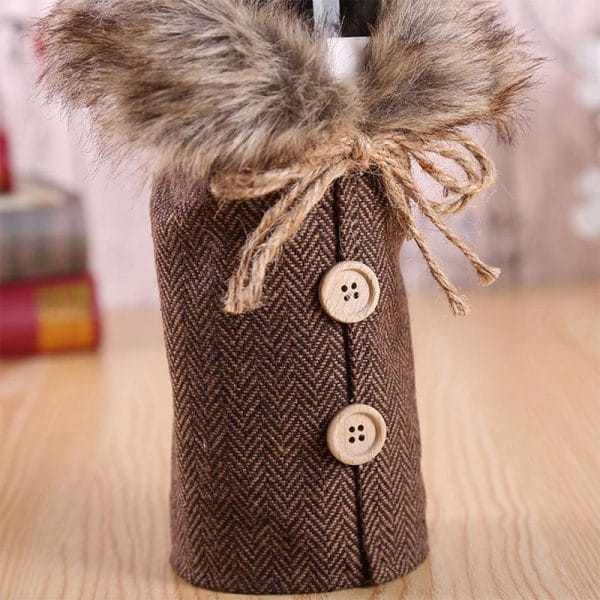 Cozy Christmas Wine Cover - Image 3