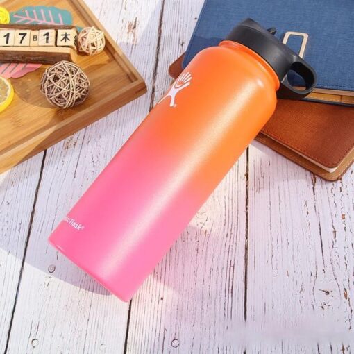 Stainless Steel & Vacuum Insulated Water Bottle - Image 8