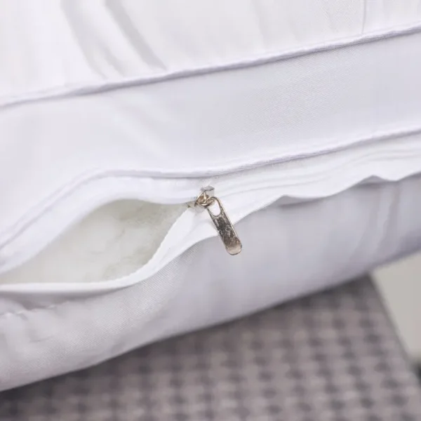 Luxurious High Quality Pillow - Image 4